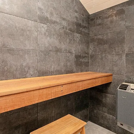 8 Person In Feriehus Dannemare