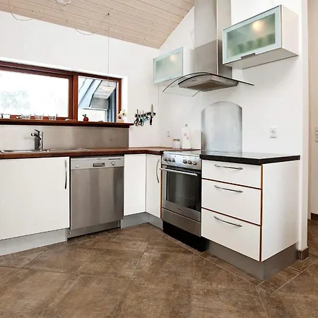 8 Person In Dannemare-by Traum * Dannemare